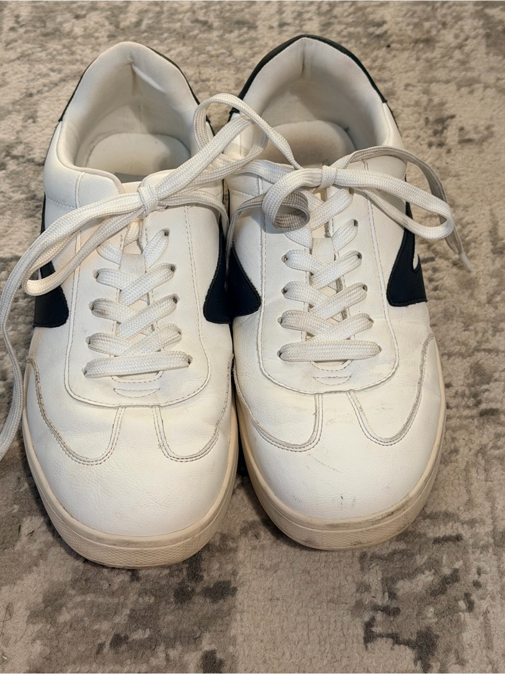 White and black womens Casual Sneakers